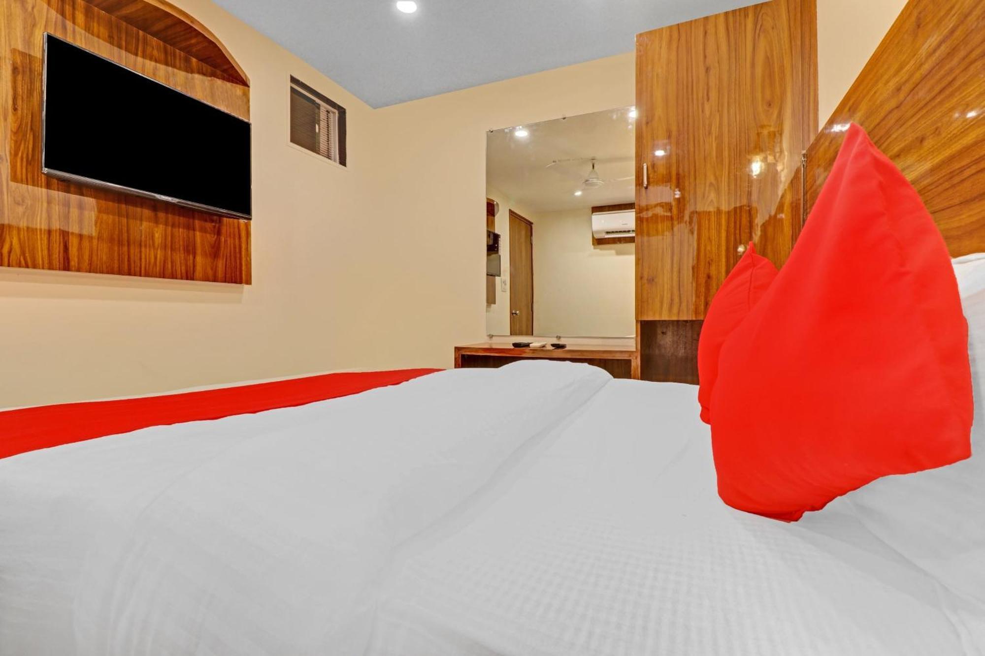 Hotel O Royal Park มุมไบ ภายนอก รูปภาพ