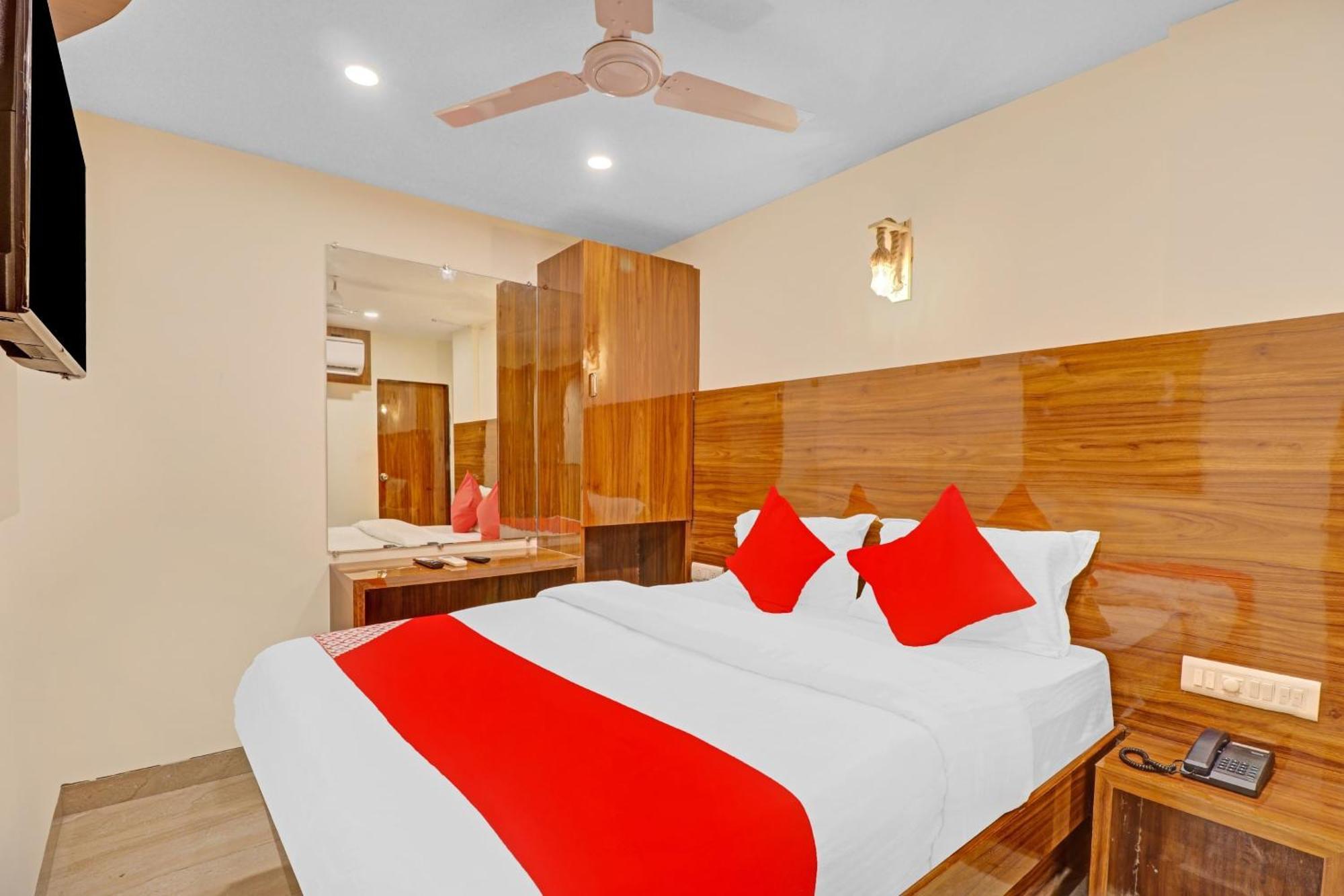 Hotel O Royal Park มุมไบ ภายนอก รูปภาพ