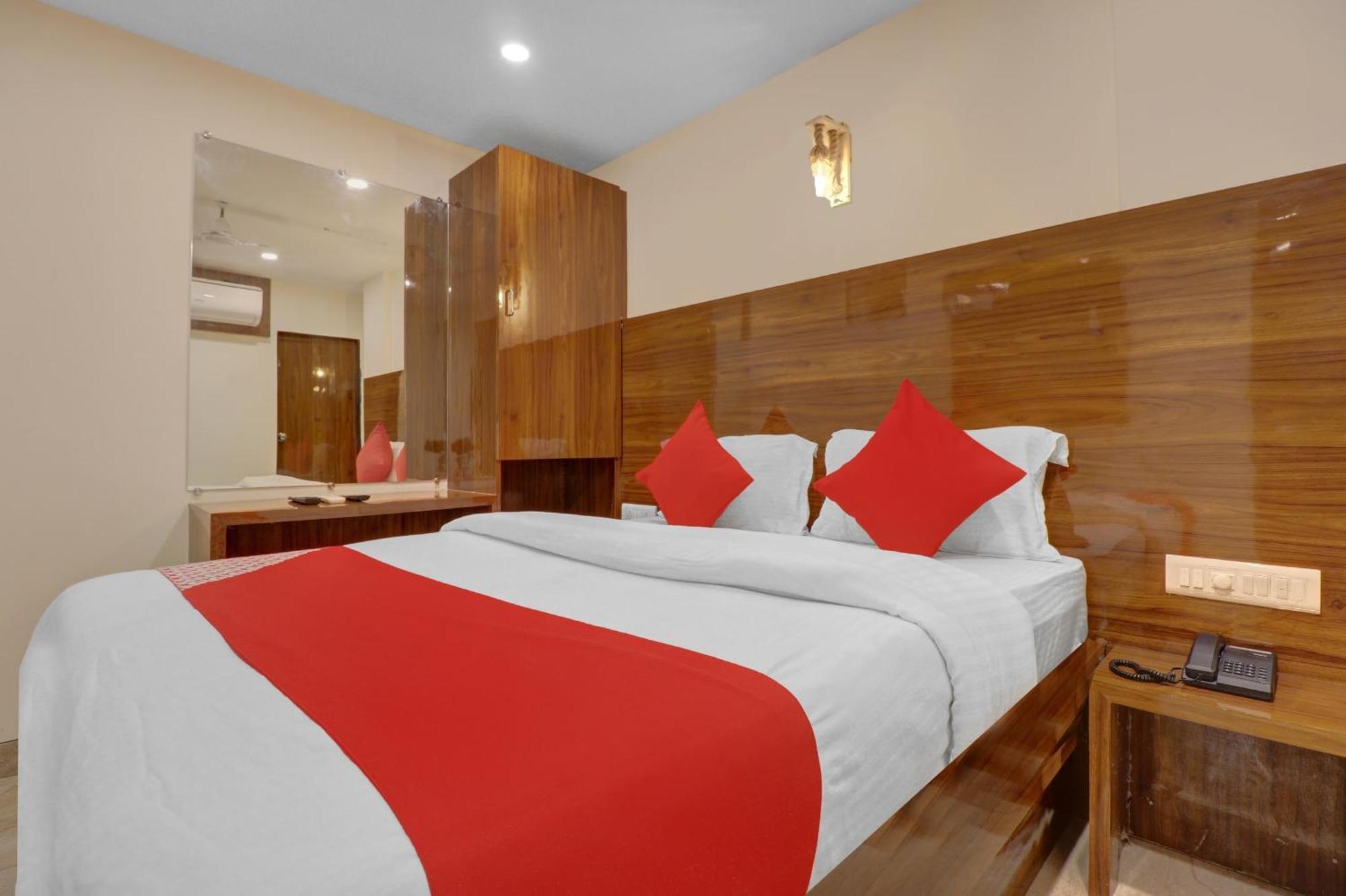 Hotel O Royal Park มุมไบ ภายนอก รูปภาพ